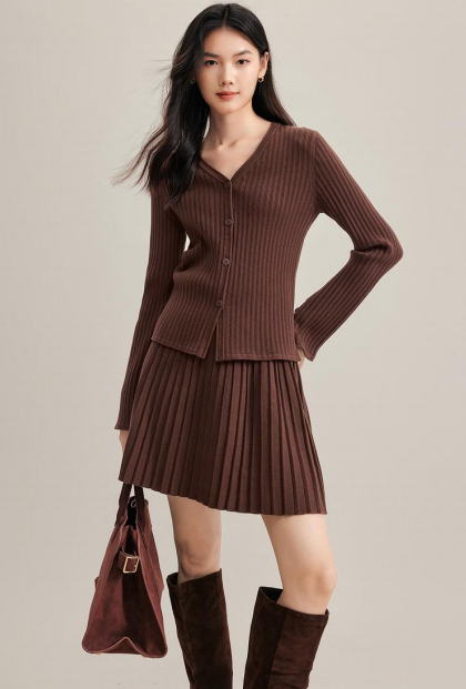 Womens' wool sweaters